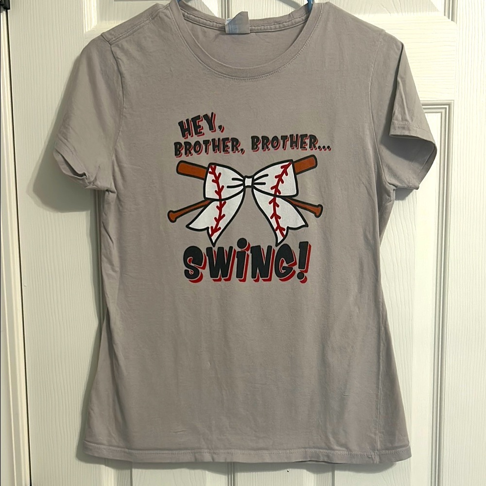 Hey Brother Brother Swing t-shirt